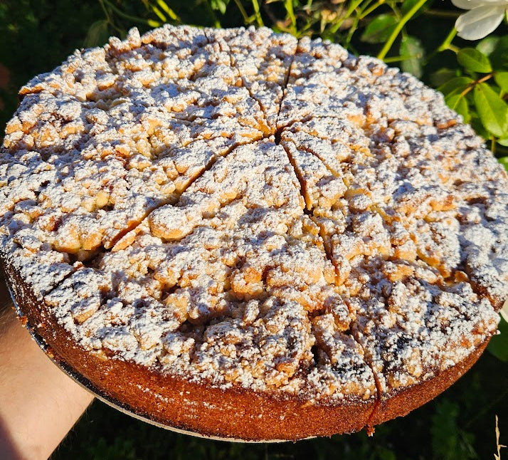 Apple Crumble Cake – Whole Cake